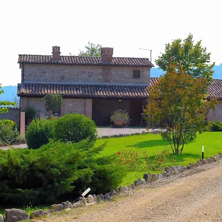 Villa Belvilla By Oyo Polivere Ficulle